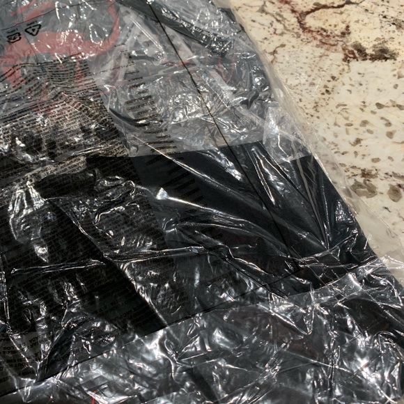 Travis Scott Jordan 1 retro XL tee shirt - Picture 4 of 4